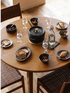 全实木餐桌可伸缩圆桌可方可圆两用饭桌家用折叠变形桌子小户型