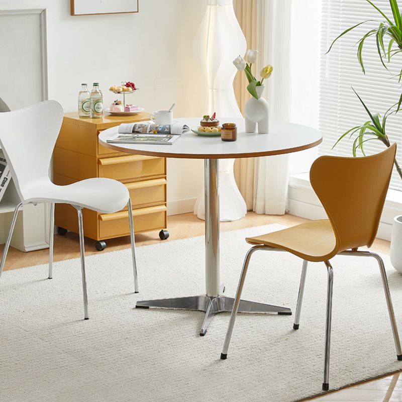 网红伊姆斯餐桌i家用小户型圆桌设计师洽谈办公桌ins中古咖啡桌子