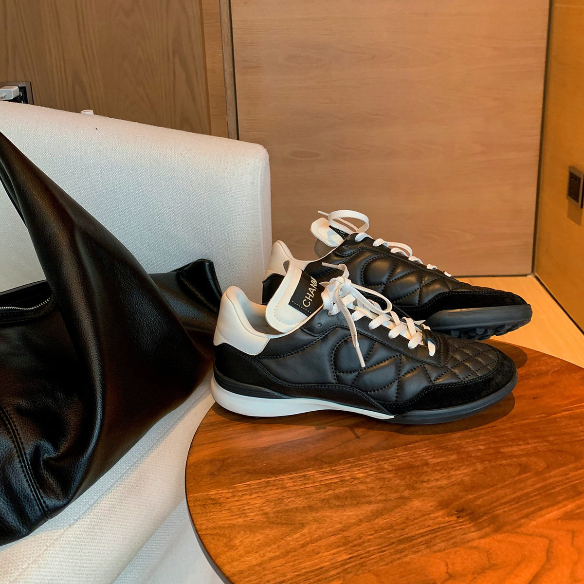 2026早春新款真皮菱格厚底德训鞋女小香风百搭平底圆头休闲运动鞋,女鞋,深口单鞋,淘宝优惠券,粉丝福利购,淘宝优惠卷