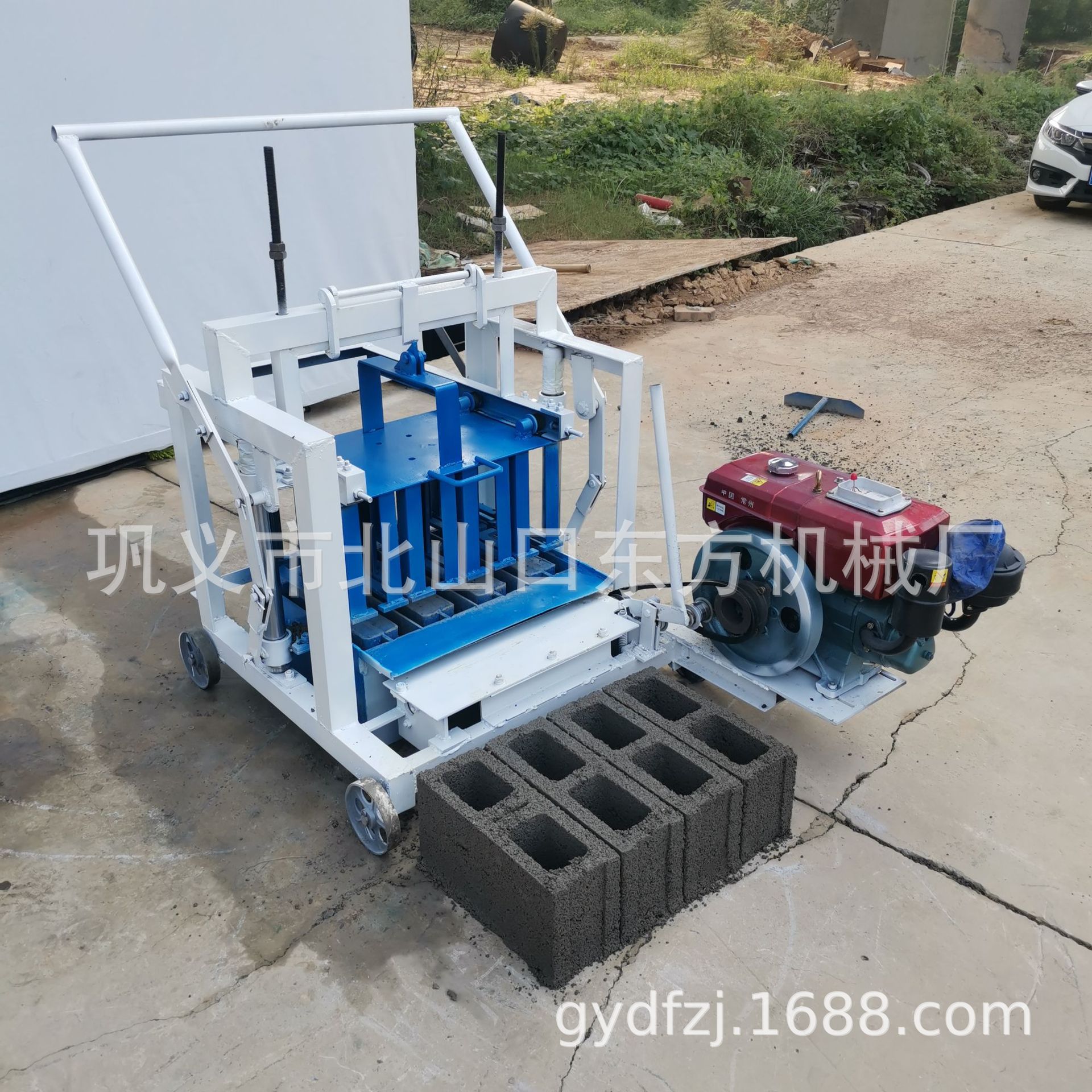 柴油直推制作400-150-200四块空心砖占地小出砖快节省成本
