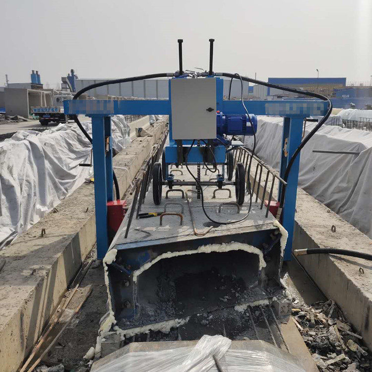 路邦机械供应龙门式空心板凿毛机凿毛高度深浅可调视频