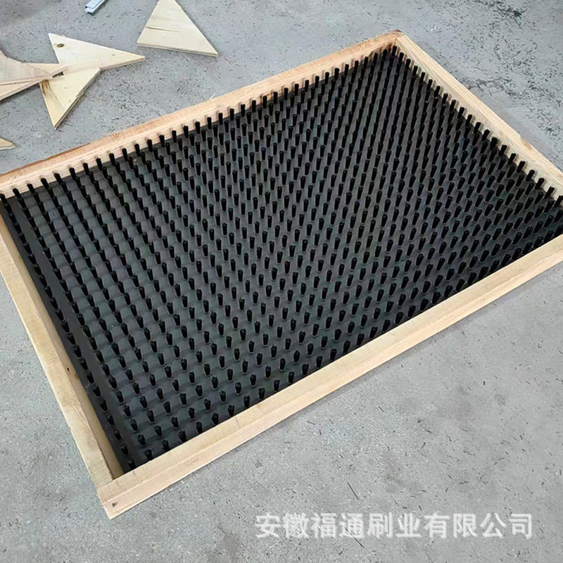 pvc冲床板刷除尘毛刷板数控冲床尼龙丝板刷工作台面毛刷生产厂家
