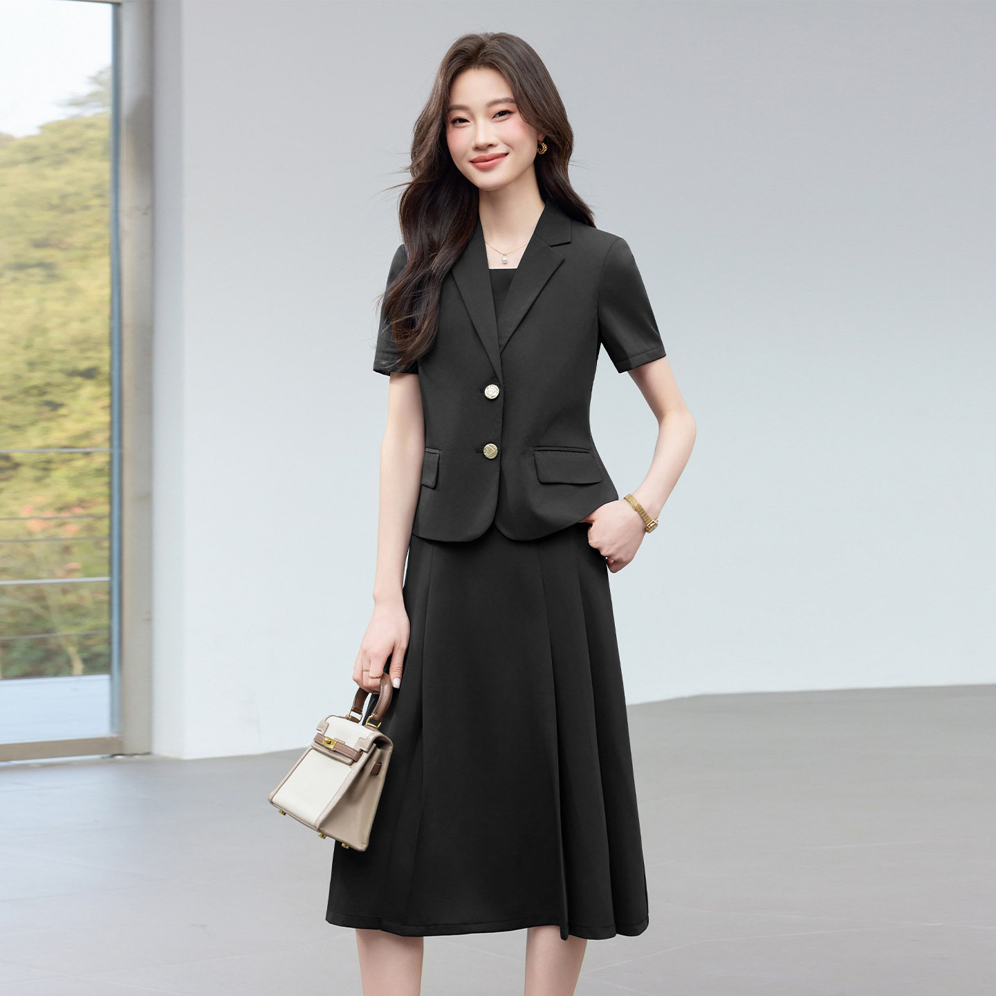 夏季两粒扣短袖西服A字裙套装女