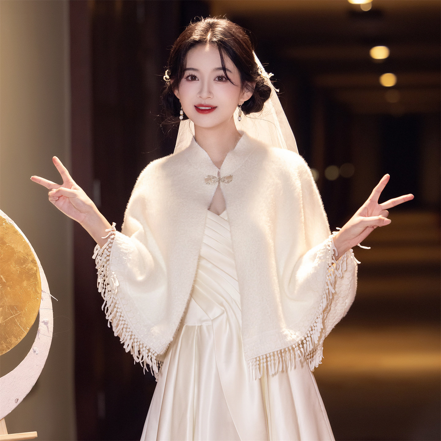 诗美婚纱披肩斗篷保暖披风外套开衫敬酒服外搭新娘订婚旗袍礼服毛