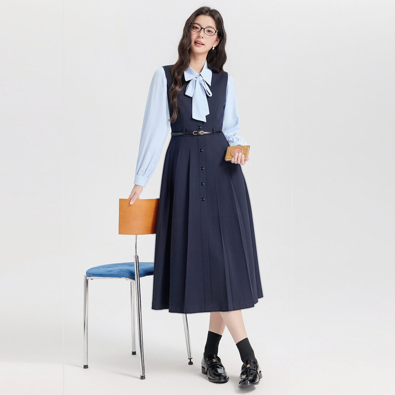 春季英伦学院风百褶裙套装显瘦女