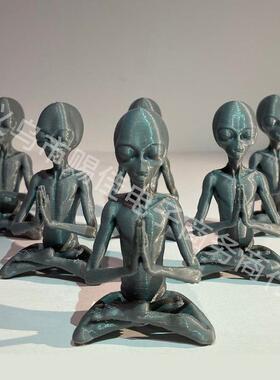 新款直销现货冥想的外星人树脂摆件UFO室内户外装饰打坐外星人花