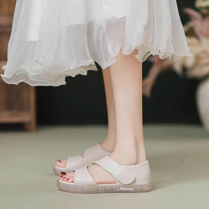 真皮魔术贴牛筋底包跟凉鞋女2025年新款夏季平底休闲鞋外穿妈妈鞋