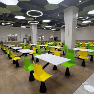 学校食堂餐桌椅公司员工食堂快餐厅四人连体桌椅组合职工饭堂 新款
