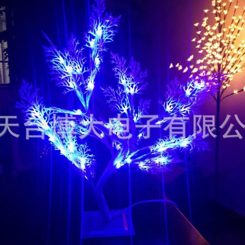 LED装饰灯串厂家直供铁板雪松树灯室内装饰彩灯桌面摆饰