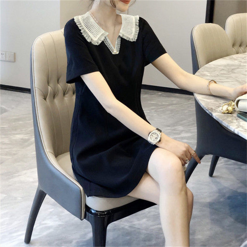 专柜黑色V领连衣裙女2025夏季新款小个子洋气时尚显瘦蕾丝短裙子