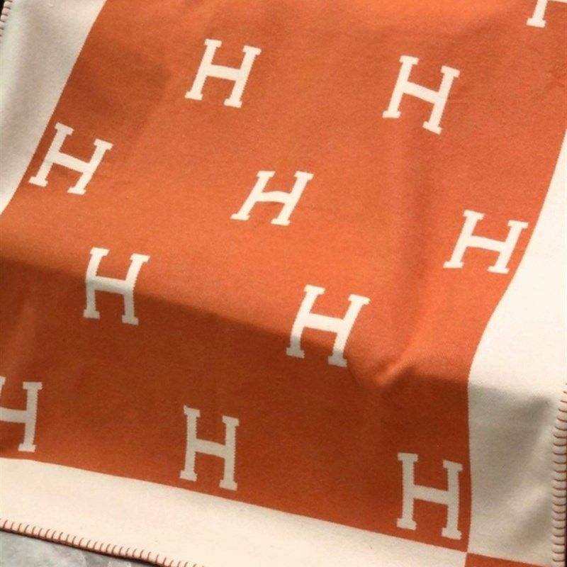 H字母毯婴儿高端羊绒羊毛毯沙发午睡办公室空调盖毯客厅单人披肩