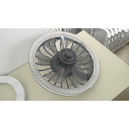 新款家用E27螺口风扇灯遥控无极调光卧室家用简约一体吸顶风扇灯