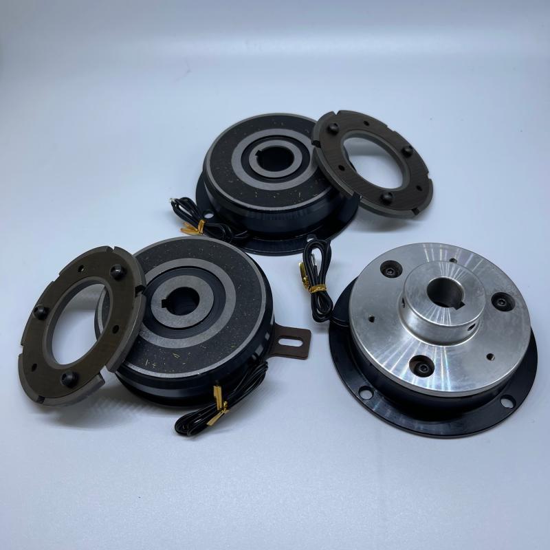 电磁离合器煞车器干拭带轴承通电吸合断电分离煞车离合器DC24V