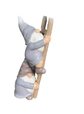 新款卡通爬楼梯的侏儒白胡子小矮人树脂工艺品摆件现货