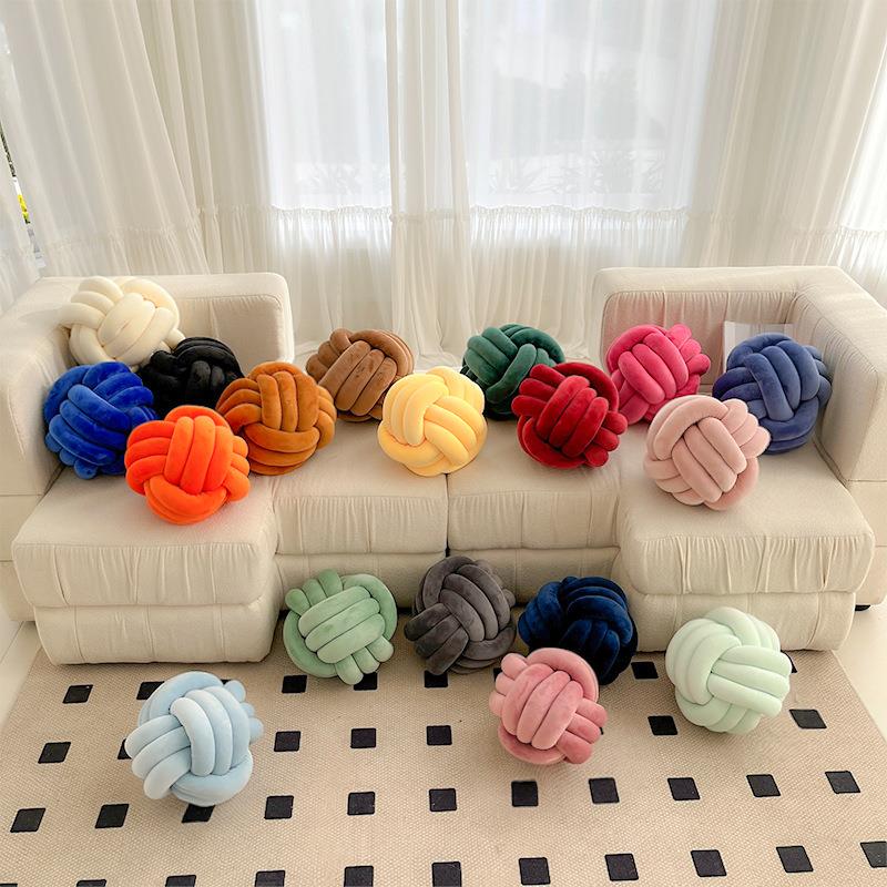 ins网红装饰创意北欧丹麦Knot球打结抱枕沙发球型编织线麻花靠垫