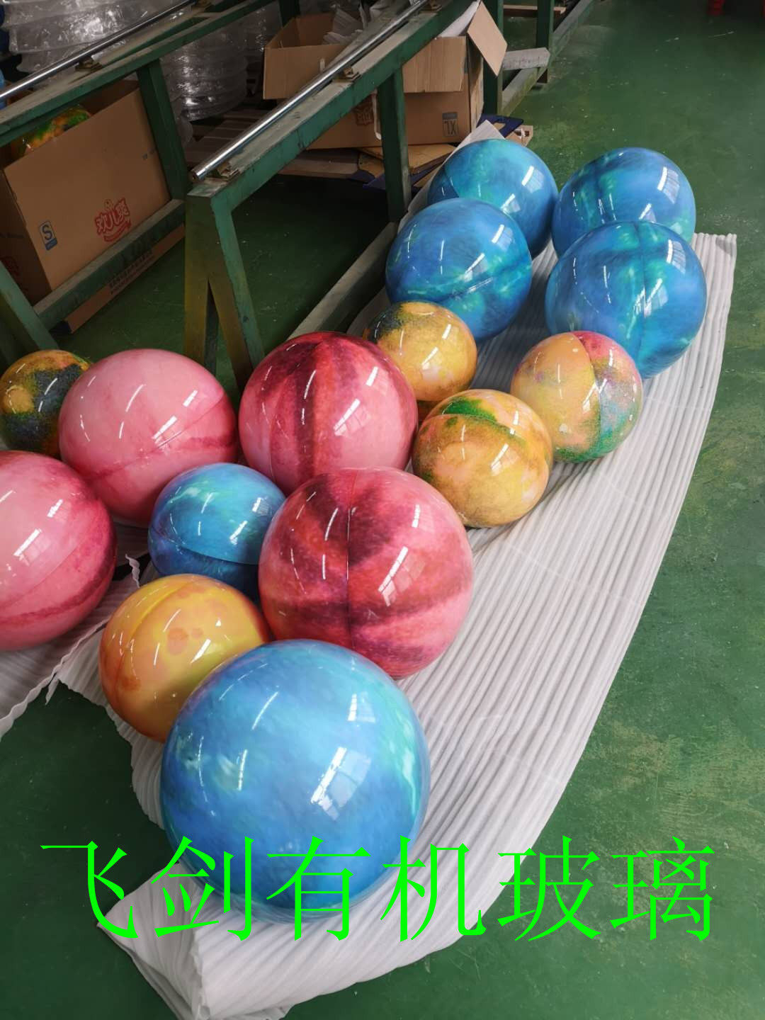 制作亚克力吊球 个性婚庆彩色球 商场珠宝店橱窗装饰吊球