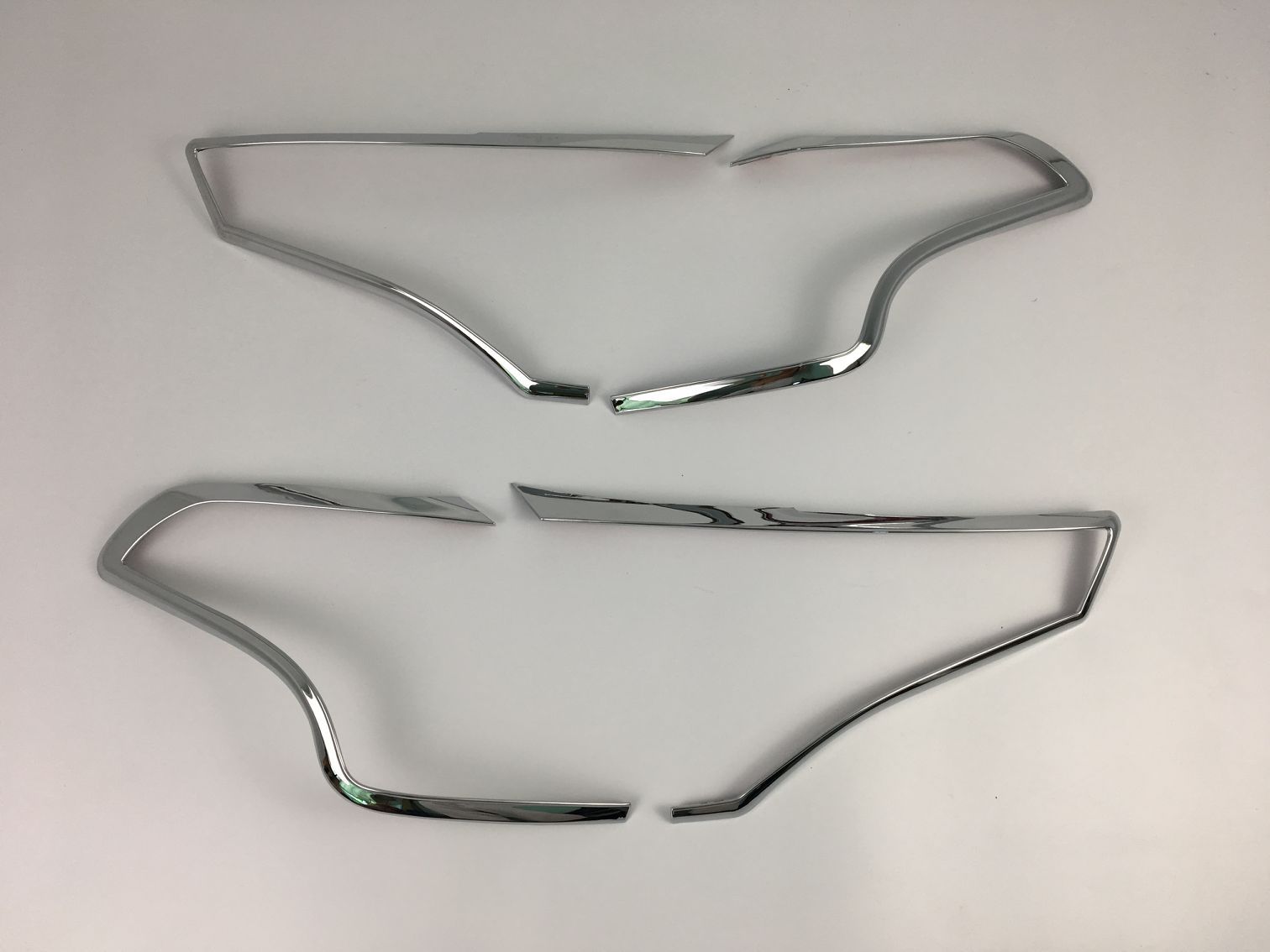 14-15RAV4后尾灯罩框潮流