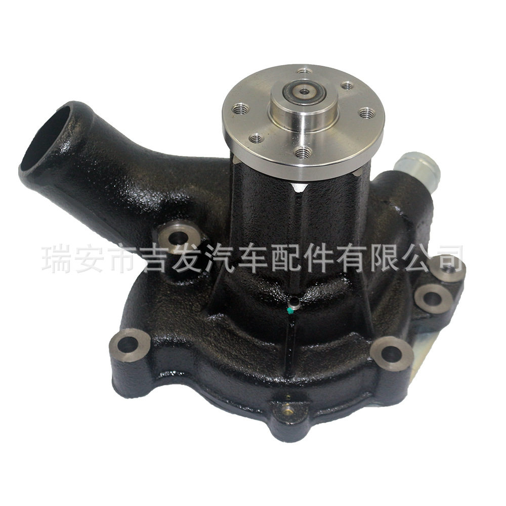 五十铃6BG1发动机冷却水泵四孔