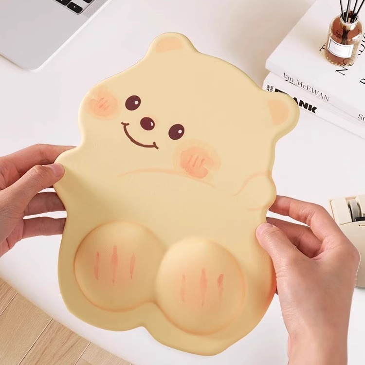 黄油小熊奶油风护腕鼠标垫