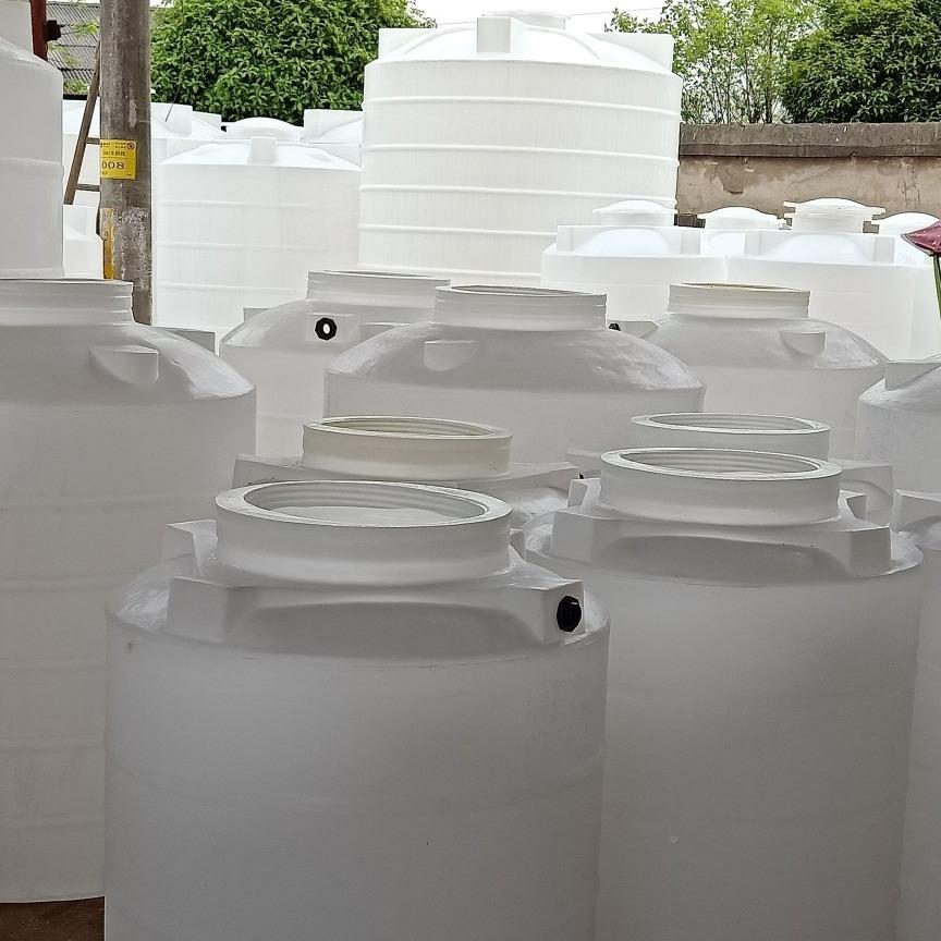 厂家货5塔00L立式源塑料水半吨箱水塑料水罐圆形带OPH盖储水桶加