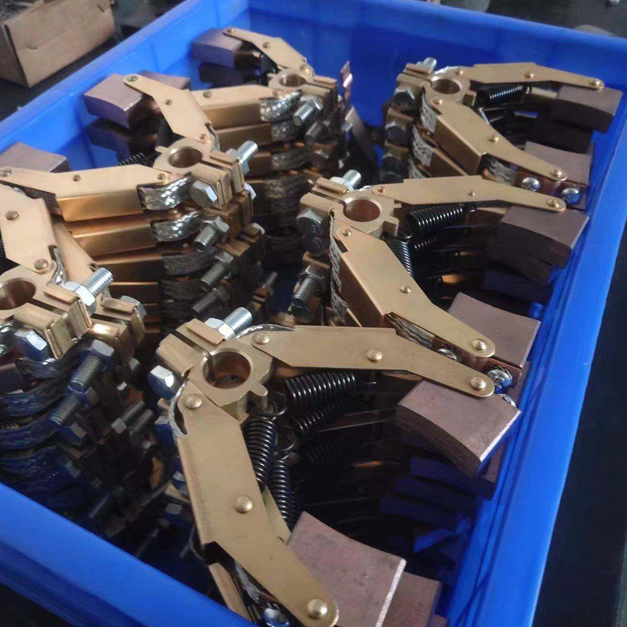 大率人字形碳功刷架线卷缆1筒设备碳DAE刷港口龙门吊00A碳刷支架,畜牧/养殖物资,特种养殖设备,淘宝优惠券,粉丝福利购,淘宝优惠卷