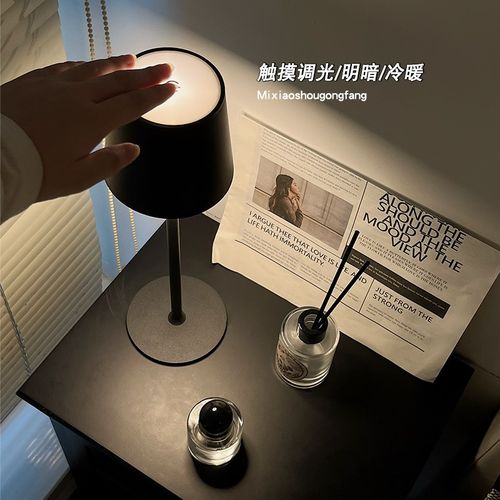 简约复古小台灯床头灯卧室桌面2024新款高级感网红装饰小夜灯