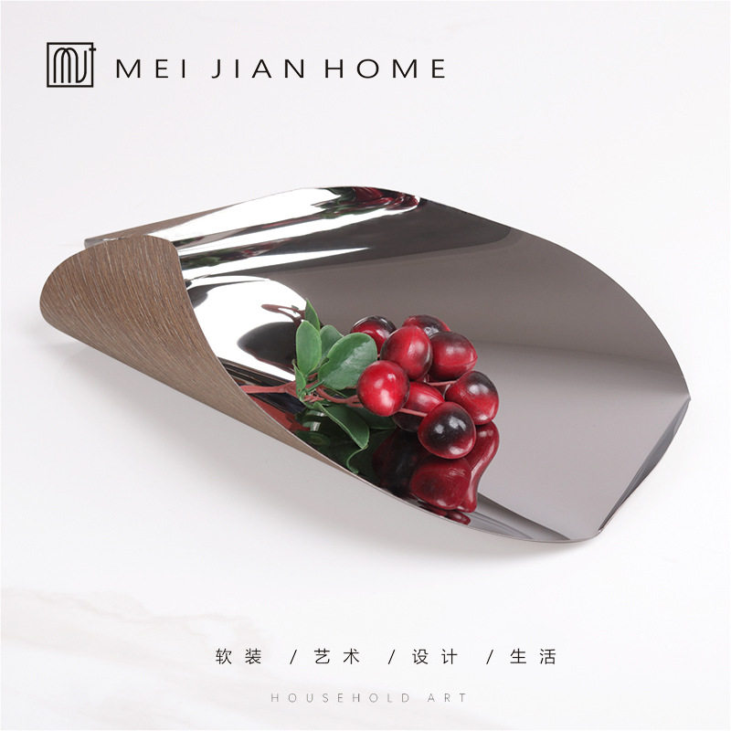 现代轻奢创意金属木纹托盘金属果盘样板间售楼处客厅茶几装饰摆件