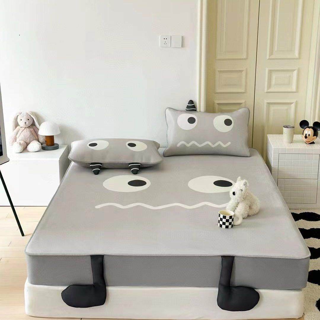 ins黑色小怪兽冰丝藤席可机洗夏凉席三件套空调凉席子床笠1.5m1.8