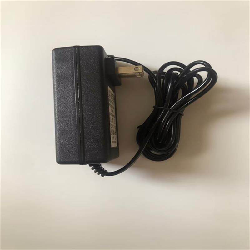适用 TEK泰怡凯FW570手持式无线吸尘器26V830MA充电器 电源适配器