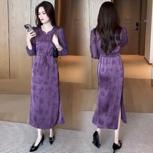 速发新中式国风遮尚气质连衣裙长秋新款优雅V领时肉中早款裙子