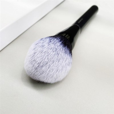 新品The Bronze Bronzer Makeup Brush 12 - Fluffy Large Head f