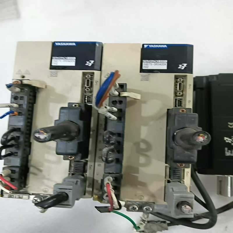 SGD7S-5R5A00A002 + SGM7J-08AFC（耶耶电子）