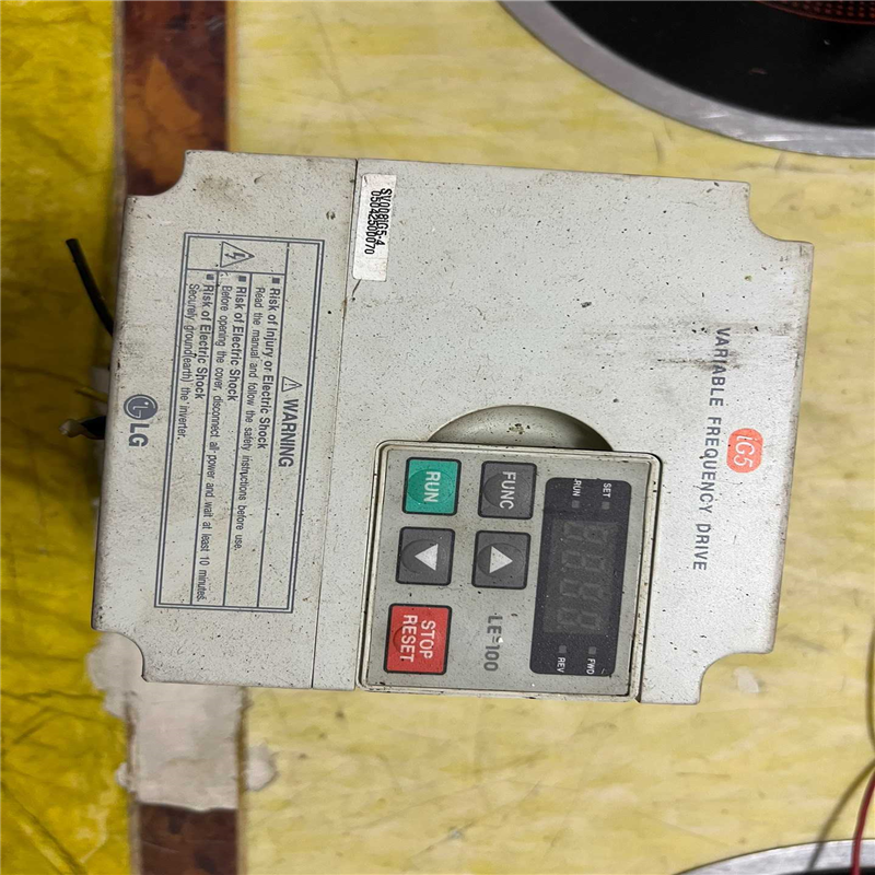 【汇生】SV008iG5-4  拆机LG变频器，实物拍摄，外观功能完【议价