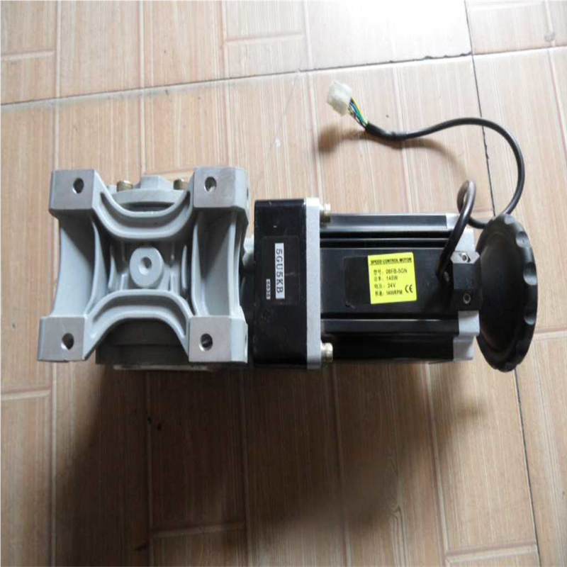 08FB-5GN栏杆机电机道闸电机减速机波箱道闸马达140W 24V全新库存