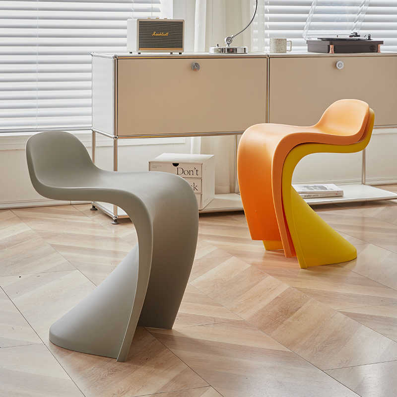 可叠放加厚塑料凳子家用现代简约潘通椅结实耐用用餐桌备用高凳