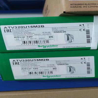 施耐德变频器ATV320U15M2C 还有2台议价