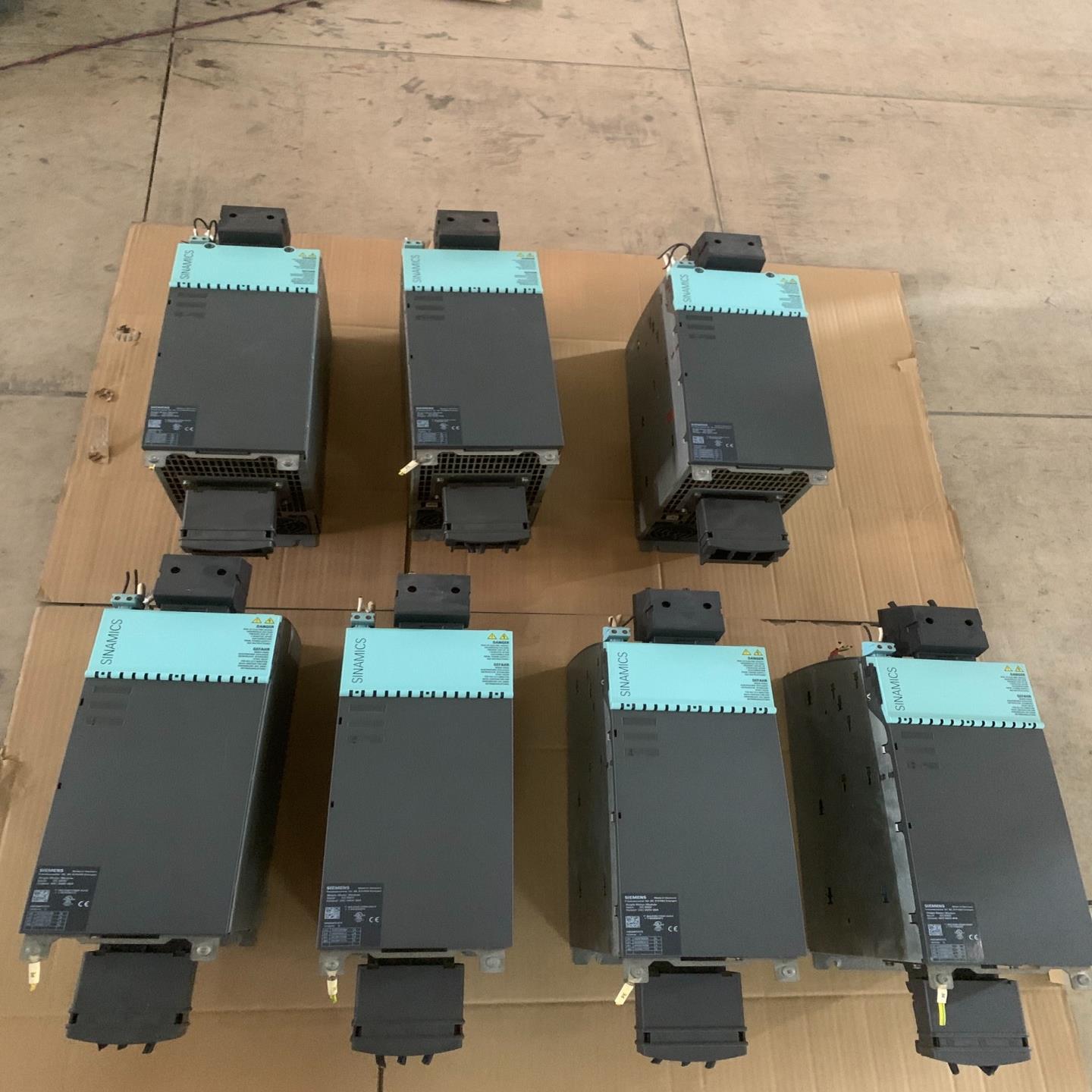 询价~驱动6SL3120-1TE24-5AA3。45A驱动器