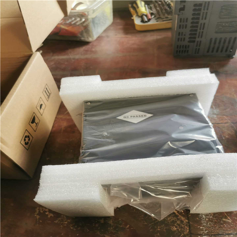 汇川伺服驱动器IS620NT5R4I 1.5Kw未使用转(崽崽配件）