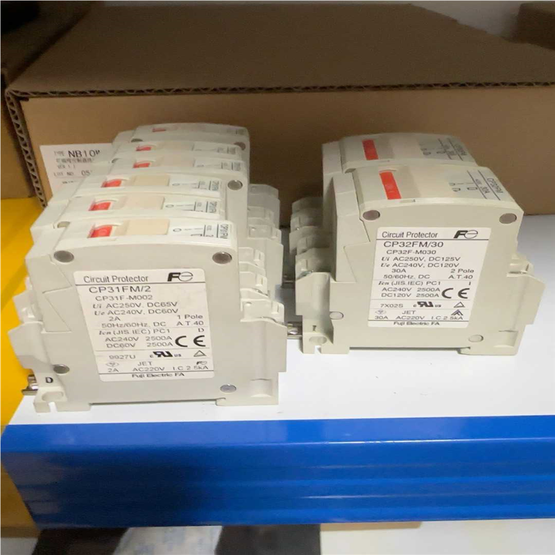 议~富士线路保护器+CP31FM/2  6个，CP32FM/30