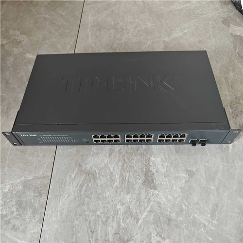 议~TL-SG1226P  24口全千兆POE交换机，功能正常使