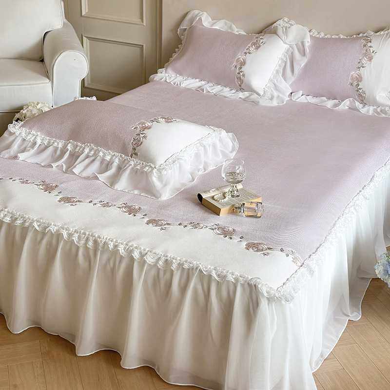 新款直销少女心夏季凉感冰丝凉席三件套浪漫刺绣可水洗床裙款1.8m,床上用品,冰丝席,淘宝优惠券,粉丝福利购,淘宝优惠卷