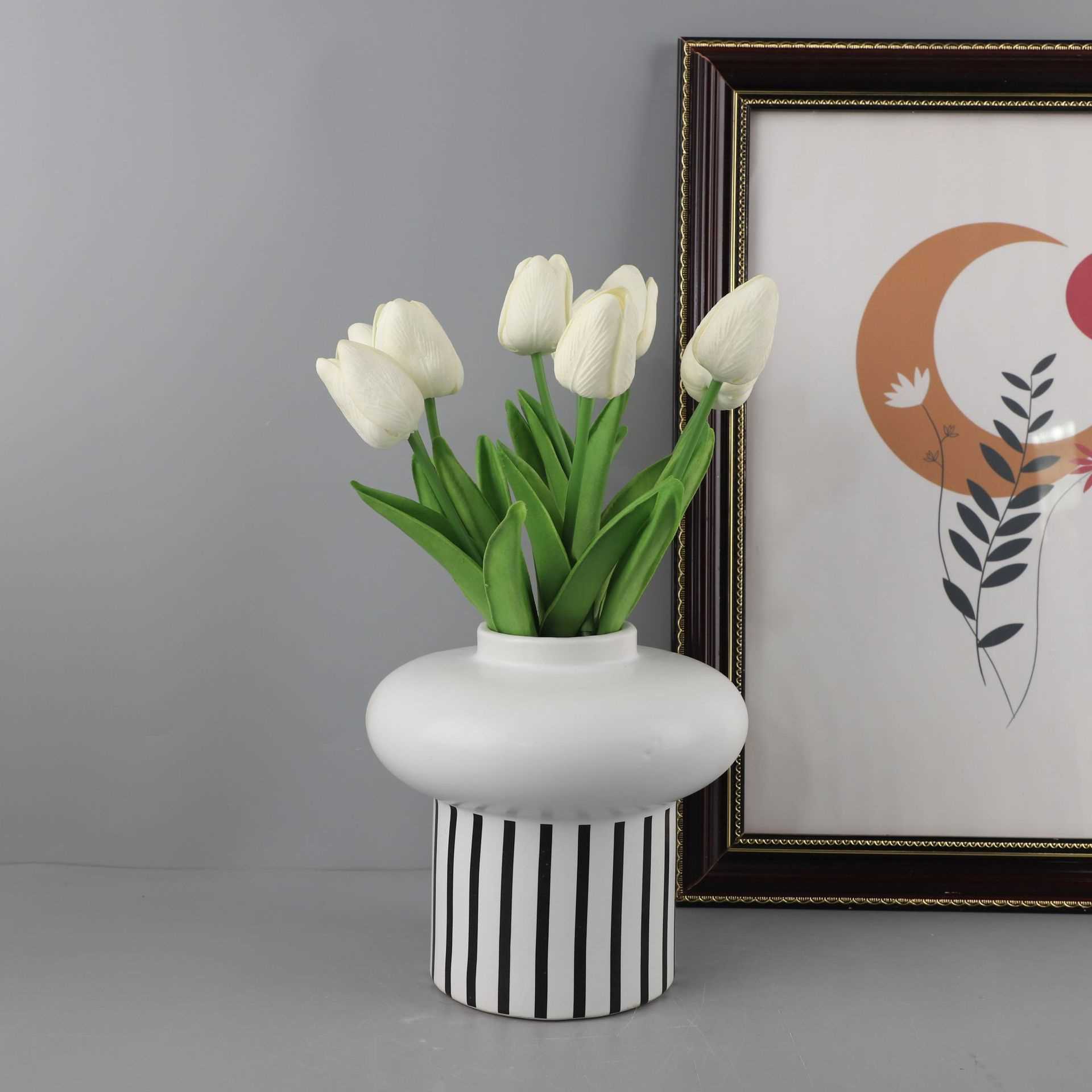 新款直销现代创意陶瓷条纹花器样板房电视柜书房客厅电视柜家居装