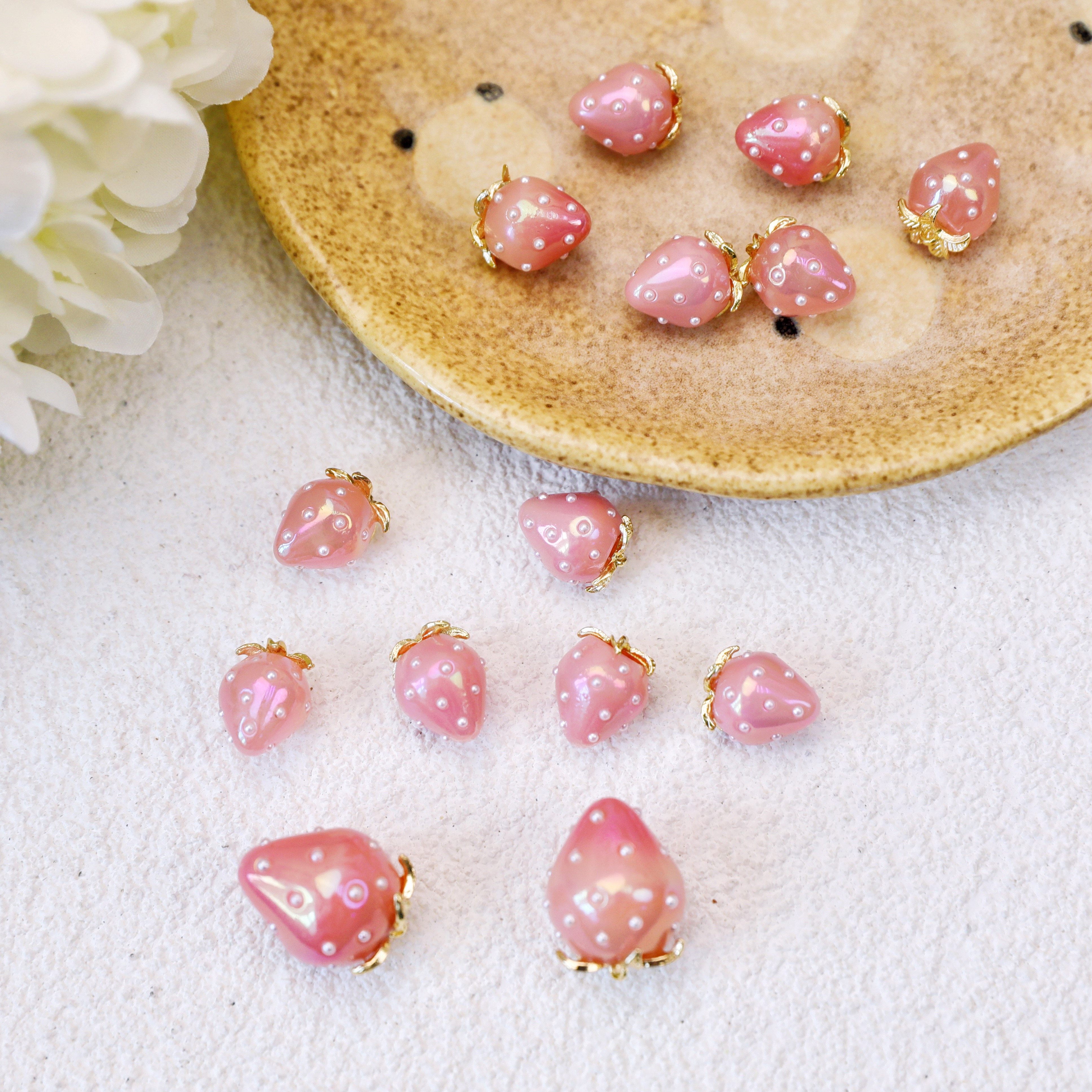 日本进口超美ins款粉色极光珍珠树脂草莓可爱水果DIY配件小吊坠,饰品/流行首饰/时尚饰品新,其他DIY饰品配件,淘宝优惠券,粉丝福利购,淘宝优惠卷