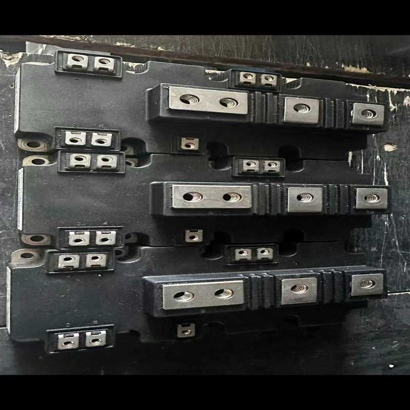 议~FF900R12IP4英飞凌罗克韦尔AB变频器PF755系列