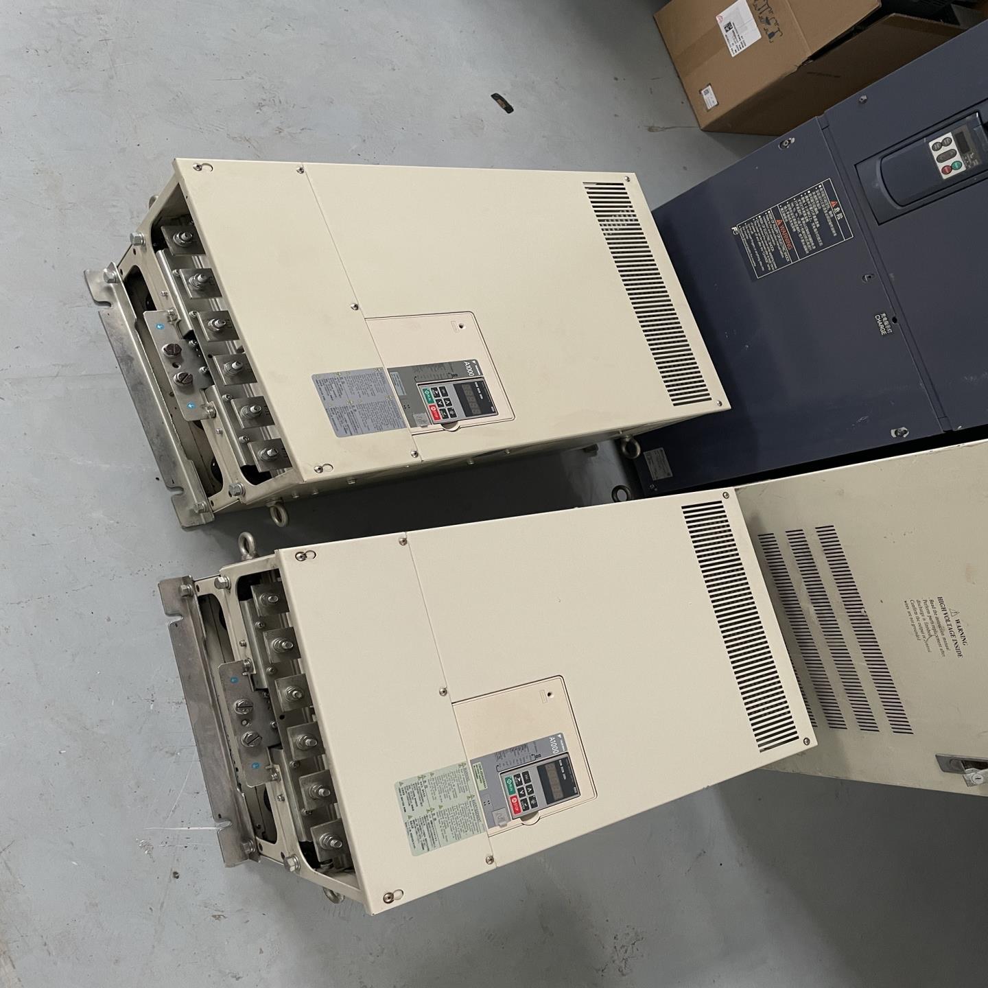 议~安川A1000变频器CIMR-AB4A0208ABA 实图测