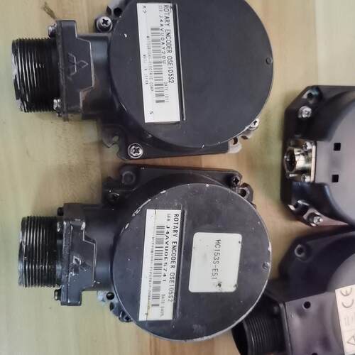 议~OSE105S2  OSA105S2  三菱编码器A42编码