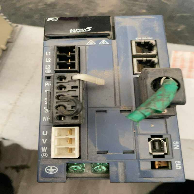 询价~富士驱动器RYH152F5-VV2 1.5kw！成色如图！功