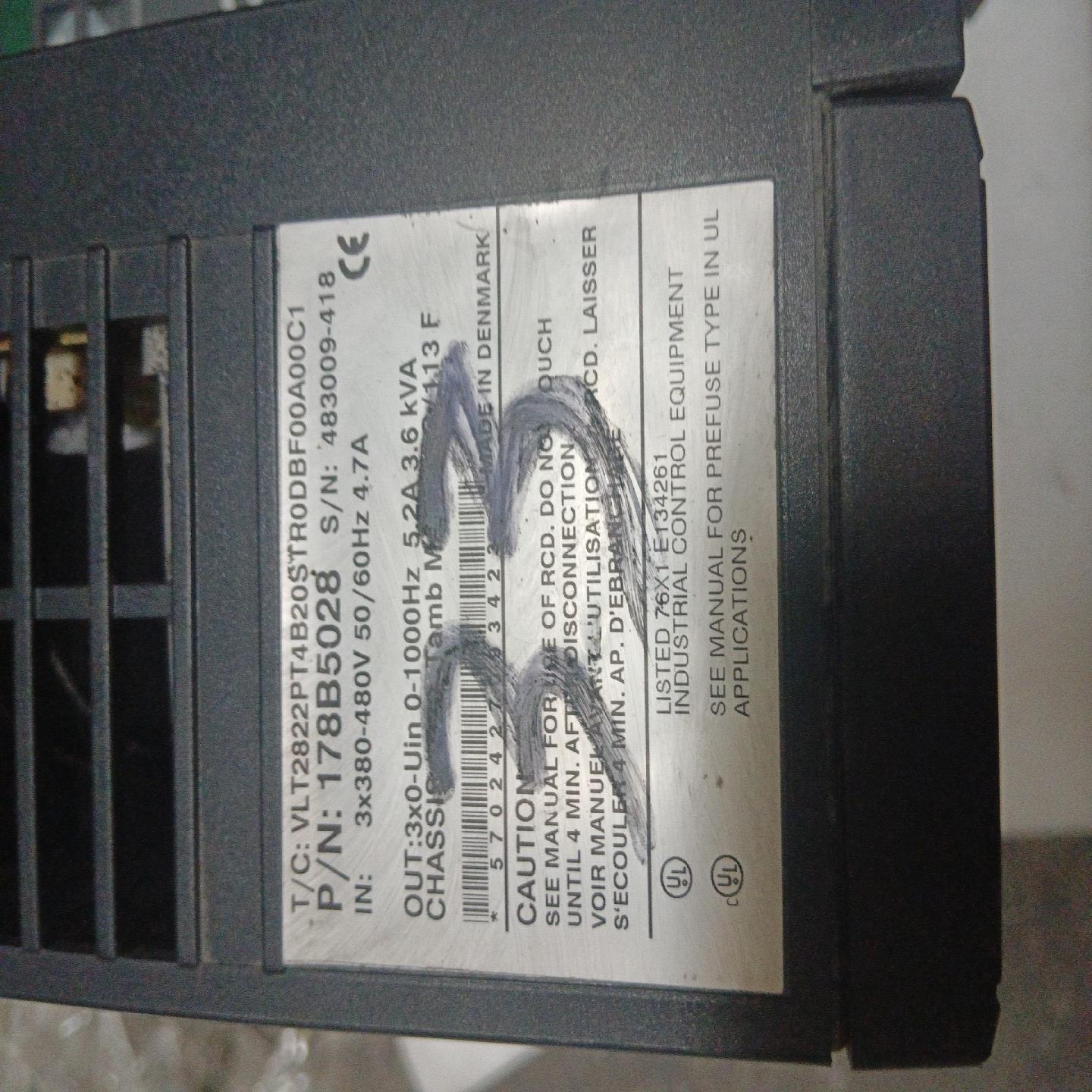 议~丹佛斯变频器VLT2822/2900PT4B20STR0DB