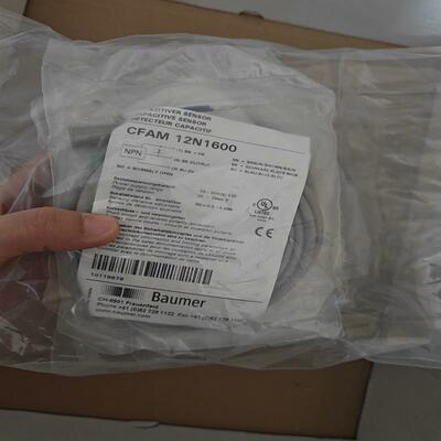 （议价）umer堡盟CFAM 12N1600电容式接近开关101