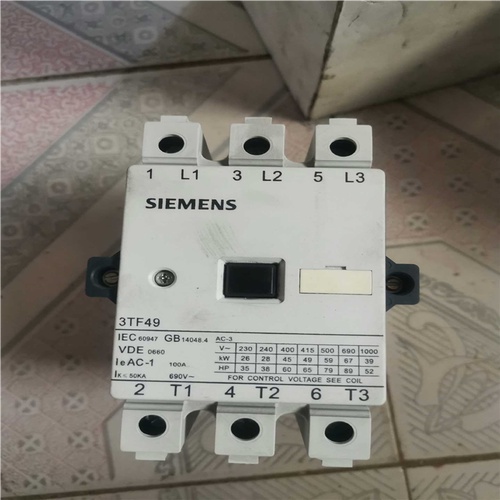 (议价)3TF49 22-0XM0   AC220V交流接触器